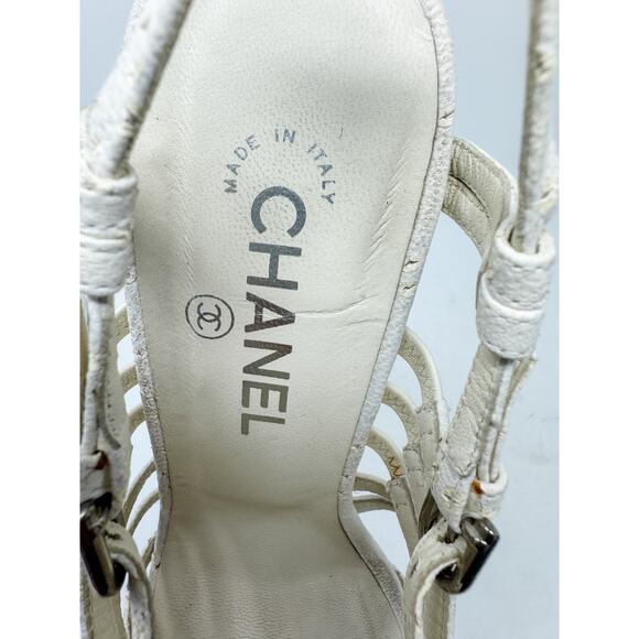 Chanel Suede Block Cork Heel Chain Link CC Detail Strappy Sandals white size 39 - Picture 11 of 13